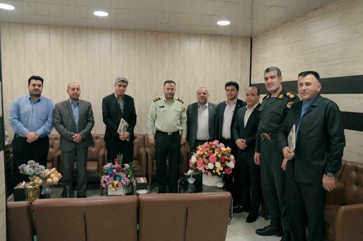 دیدار مدیرعامل شرکت پتروشیمی اروند با فرمانده انتظامی شهرستان بندر ماهشهر