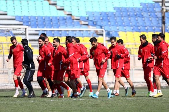 خشم مدیران پرسپولیس از لو رفتن قرارداد بازیکنان! خشم مدیران پرسپولیس از لو رفتن قرارداد بازیکنان!